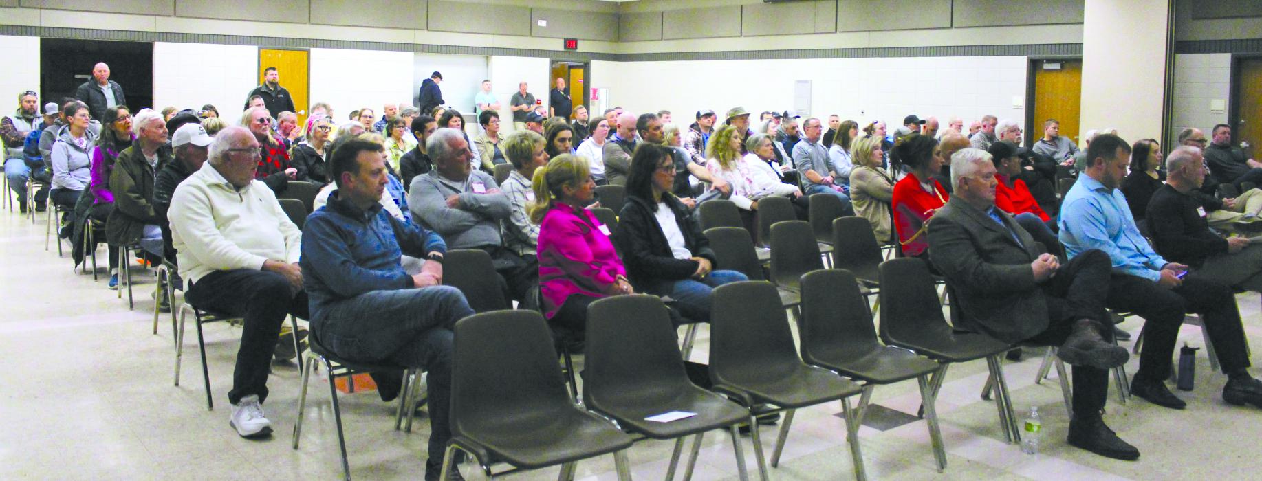 People filled the room at the North Sioux City Community Center Feb. 29 for a town hall meeting on the Union Crossing Development. The meeting was over two hours long and had many speakers along with a question and answer period at the end of the meeting. Photo by Beth Hutcheson • times1reporter@gmail.com